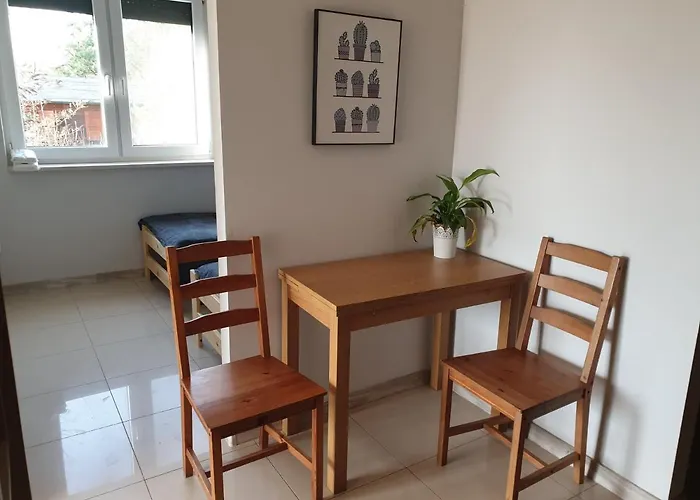 Apartament W Zieleni Do Wynajecia Blisko Jeziora